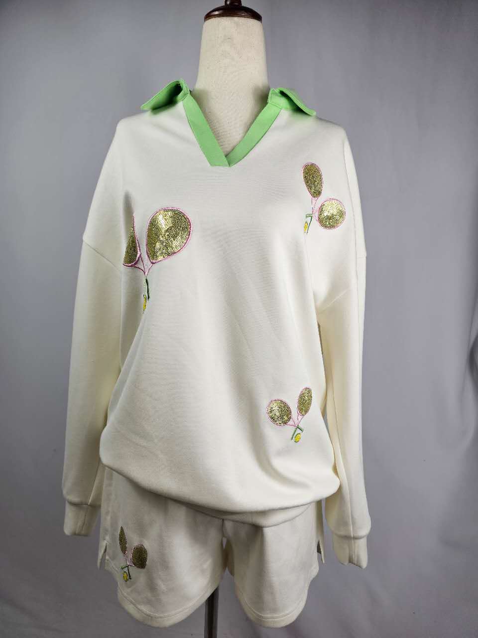 Sequins Embroidery Sweatshirt with shorts set